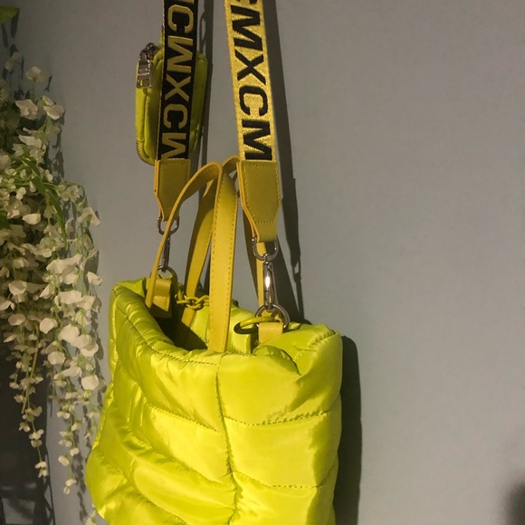 Steve Madden Neon Yellow Quilted Shoulder Bag - Picture 5 of 9